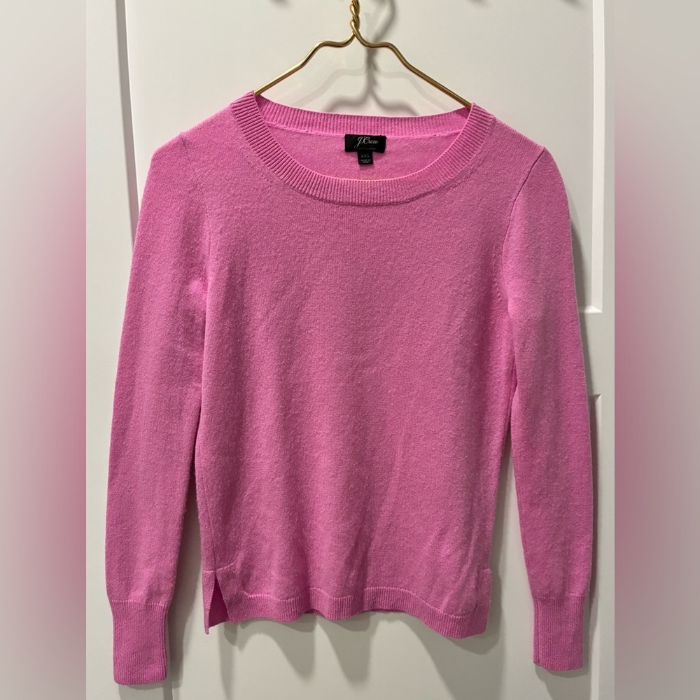 J. CREW candy Pink CASHMERE slim
Fit Women's Sweater. XXS preppy glam
